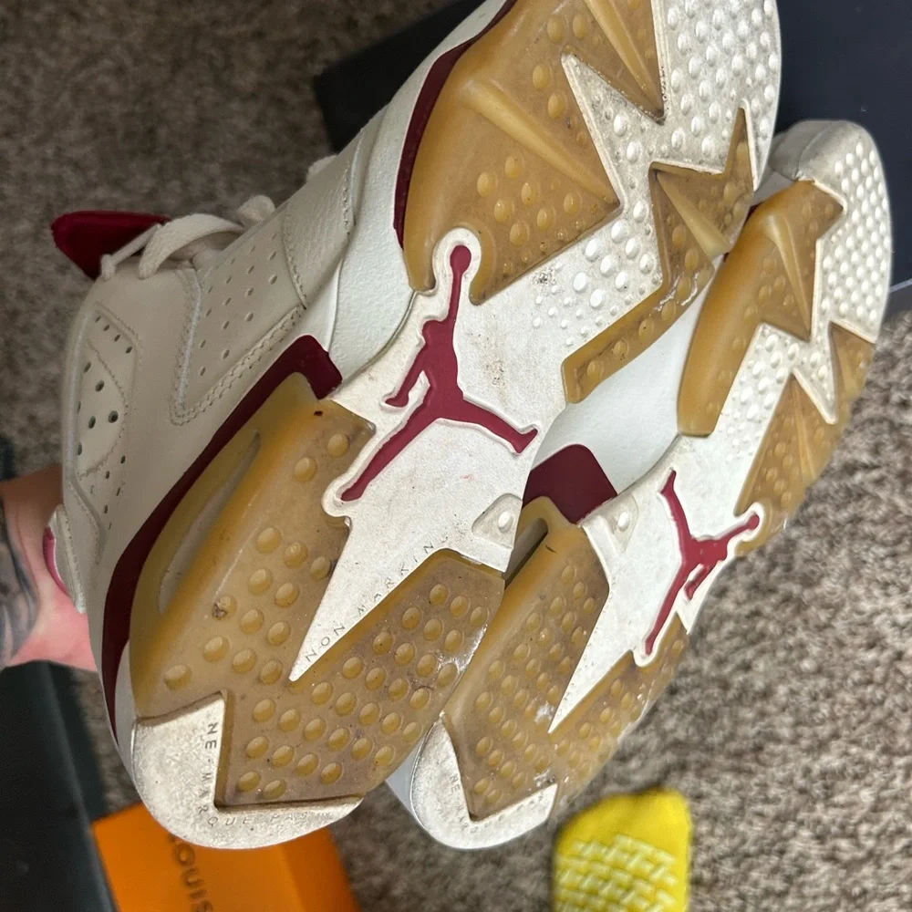 Jordan - Picture 3 of 3